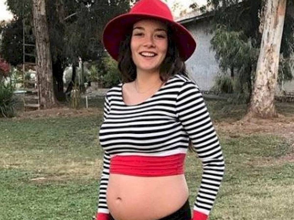 Cota Castelblanco compartió tierna imagen junto a su hermanita mientras luce su embarazo