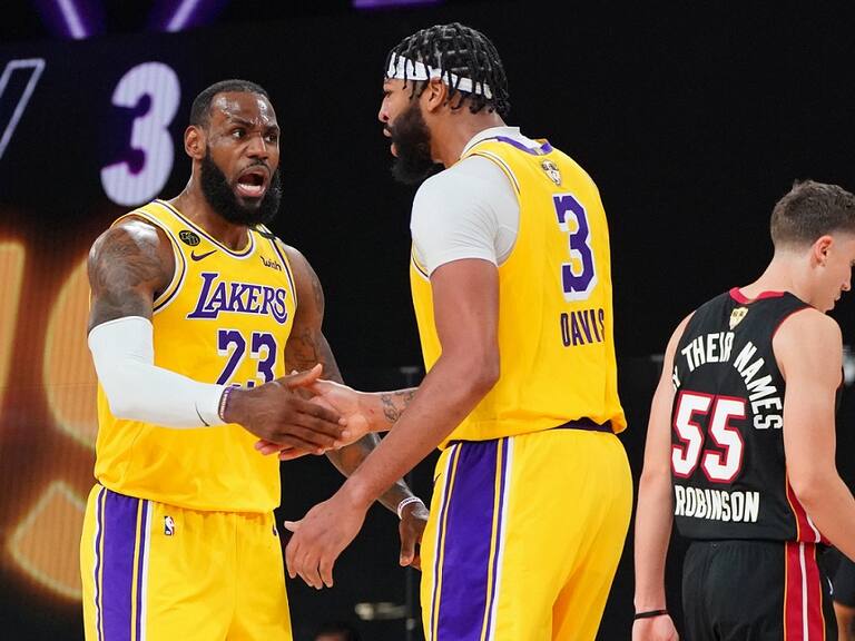 Los Angeles Lakers comenzaron con amplia ventaja sobre Miami Heat la final de la NBA