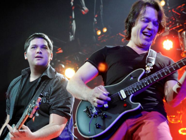 Hijo de Eddie Van Halen reveló que su padre también tenía un tumor cerebral al momento de morir