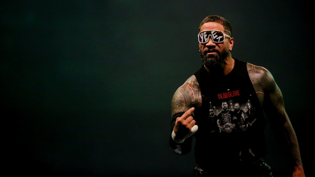 Jey Uso responde con insulto en español tras abucheos en su lucha de la WWE en Chile: “Ustedes se la comen”