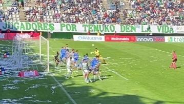 Arquero de Temuco marca épico gol en la agonía del partido y evita la derrota ante San Marcos