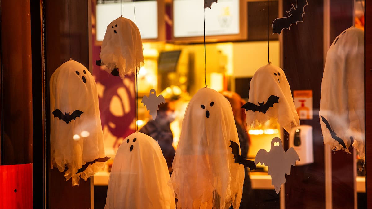 Informe revela cuánto gastan las familias durante la semana de Halloween en Chile