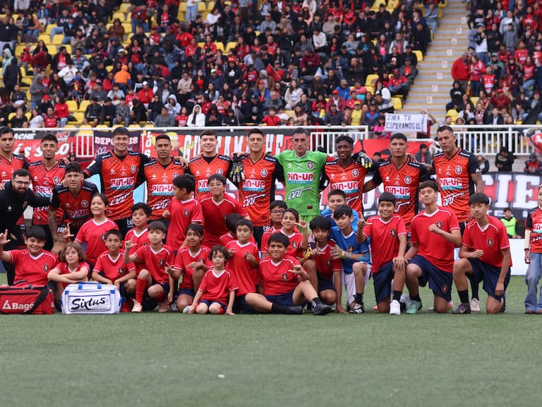 Debutó profesionalmente en el fútbol chileno con 15 años: “Estaba medio nervioso, pero mis compañeros me apoyaron”