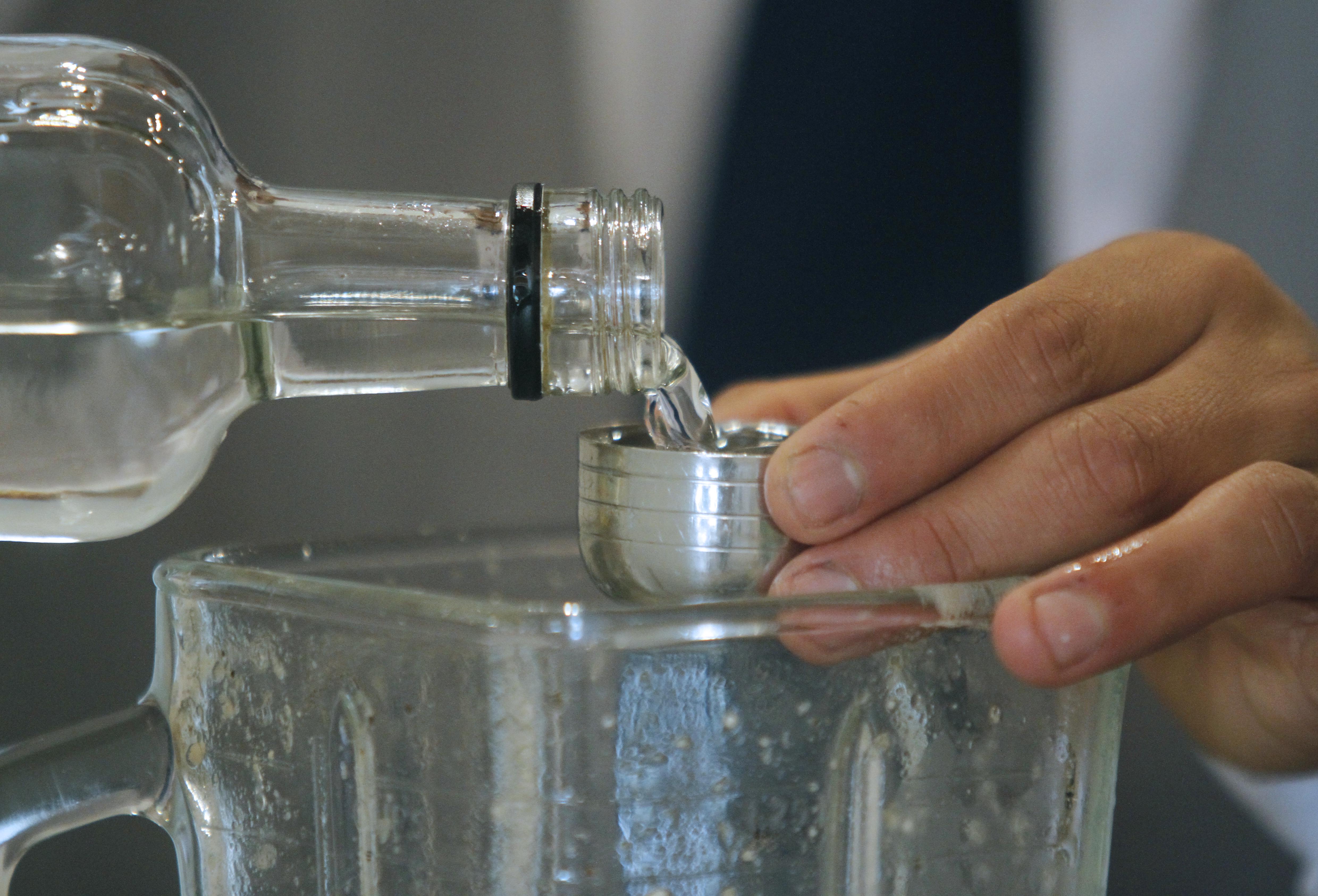 Conoce cuál es el pisco chileno premiado internacionalmente y su precio en el mercado