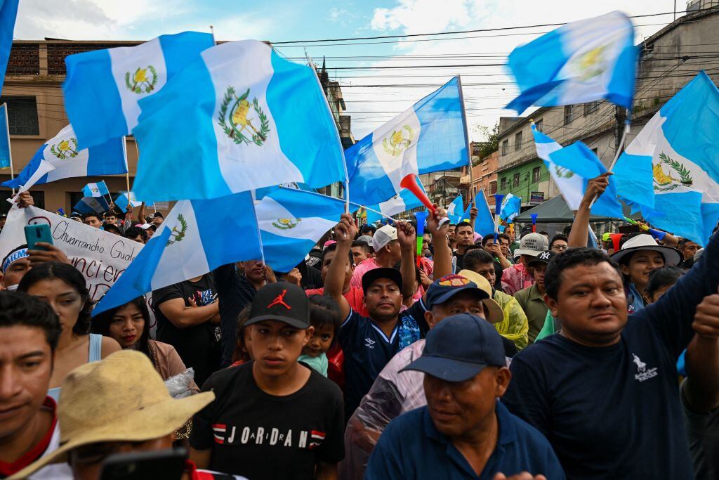 Masivas protestas en contra de Consuelo Porras y sus fiscales por corrupción en la Ciudad de Guatemala