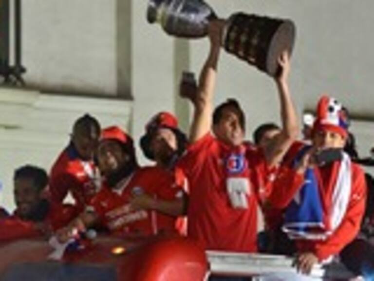 Cinco chilenos forman parte del equipo ideal de la Copa América 2015