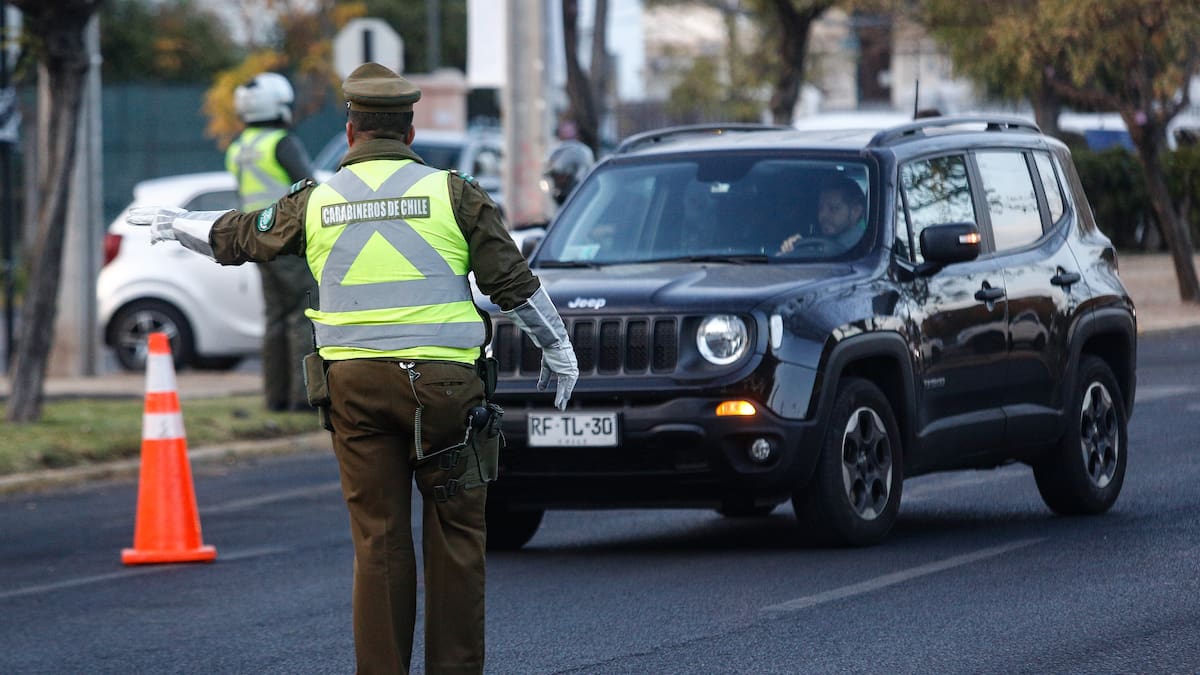 Este lunes 4 de mayo vuelve la restricción vehicular en Santiago: estos son los autos que no podrán circular