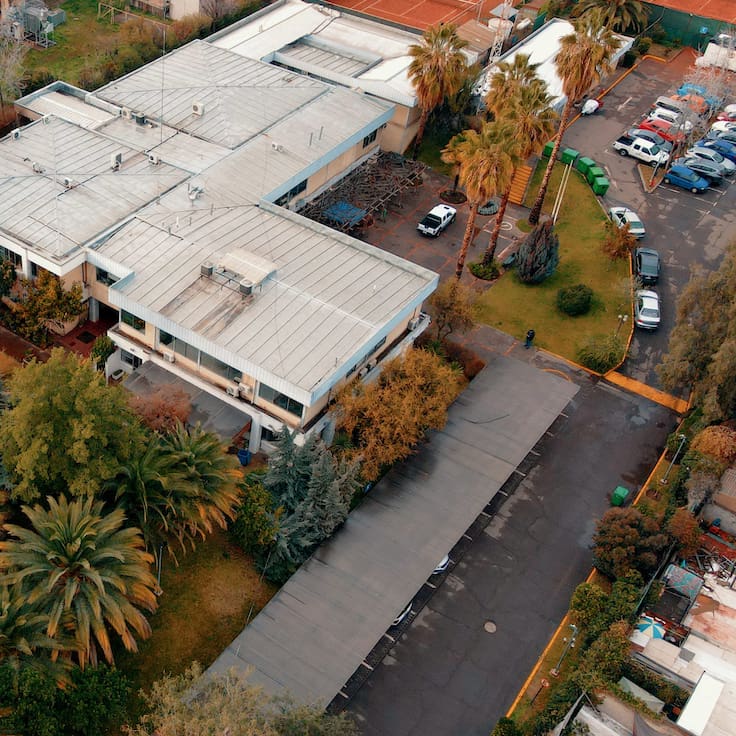 “Fuimos víctima de un fraude”: municipalidad de La Reina apunta a dos empresas tras estafa superior a $100 millones