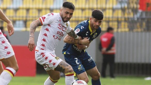 "No le deseo a ningún equipo que lo cag... como a nosotros": la impotencia de Sebastián Leyton tras polémicos cobros de Garay