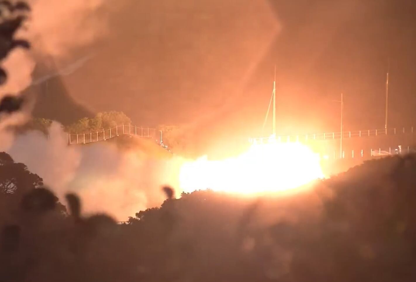 La explosión durante la prueba del cohete Epsilon-S en el Centro Espacial Tanegashima de Japón