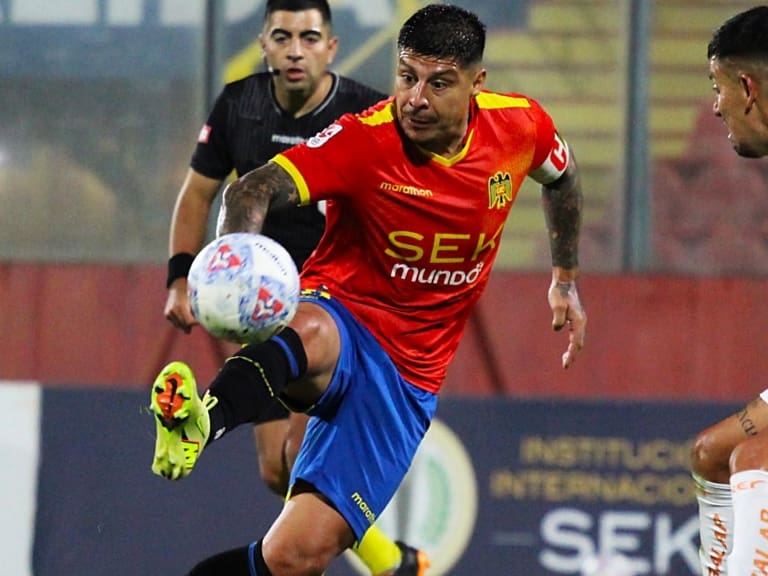 Cobreloa no logra alejarse en la cima de la tabla de la Primera B