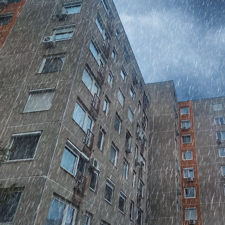 ¿Qué hacer si mi edificio se queda sin agua cuando se corta la luz? Experta explica paso a paso