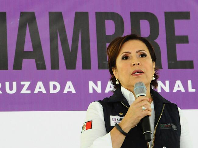 Rosario Robles cuando era ministra de desarrollo social de México