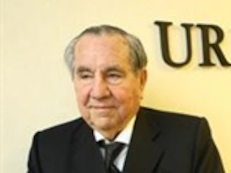 Familiares del exsenador Beltrán Urenda confirmaron su muerte