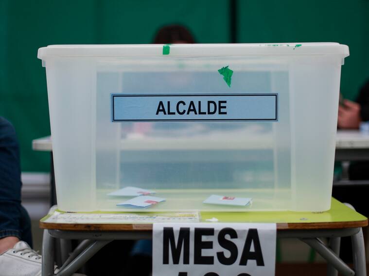 09 de JUNIO de 2024 / PEÑALOLÉN
Comienza la jornada de Elecciones Primarias 2024 en el Colegio Eduardo de la Barra.
FOTO: JESÚS MARTÍNEZ / AGENCIAUNO