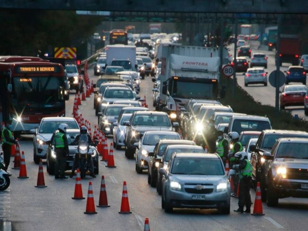 Fiestas Patrias en Chile 2024: Gobierno cifra en más de un millón los autos que saldrán de la región Metropolitana