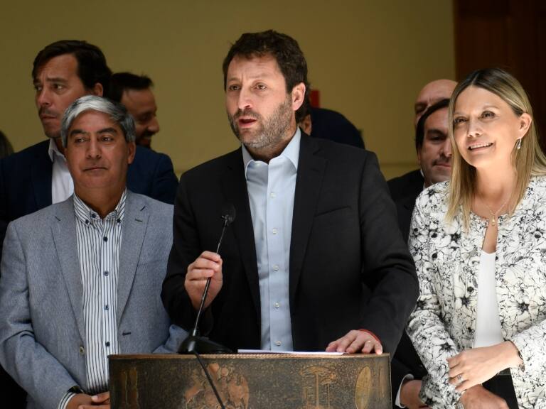 UDI propone su propio cambio de gabinete y pide la salida de seis ministros por su «deficiente y errático» desempeño