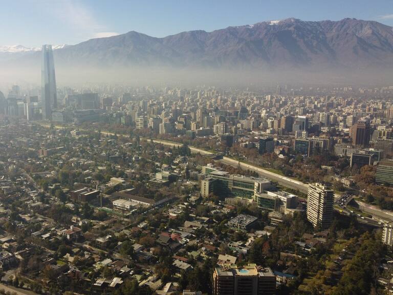 Informe Epidemiológico: casos activos de covid-19 superan los 57 mil y cinco comunas de la RM lideran contagios