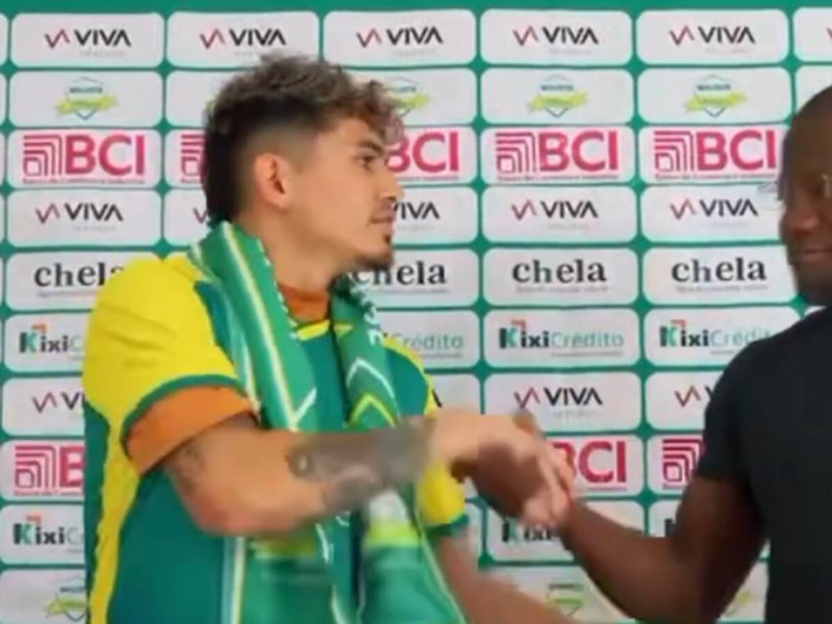 Delantero chileno le dijo adiós al fútbol nacional y firmó en club de África: “Vengo a aportar con goles”