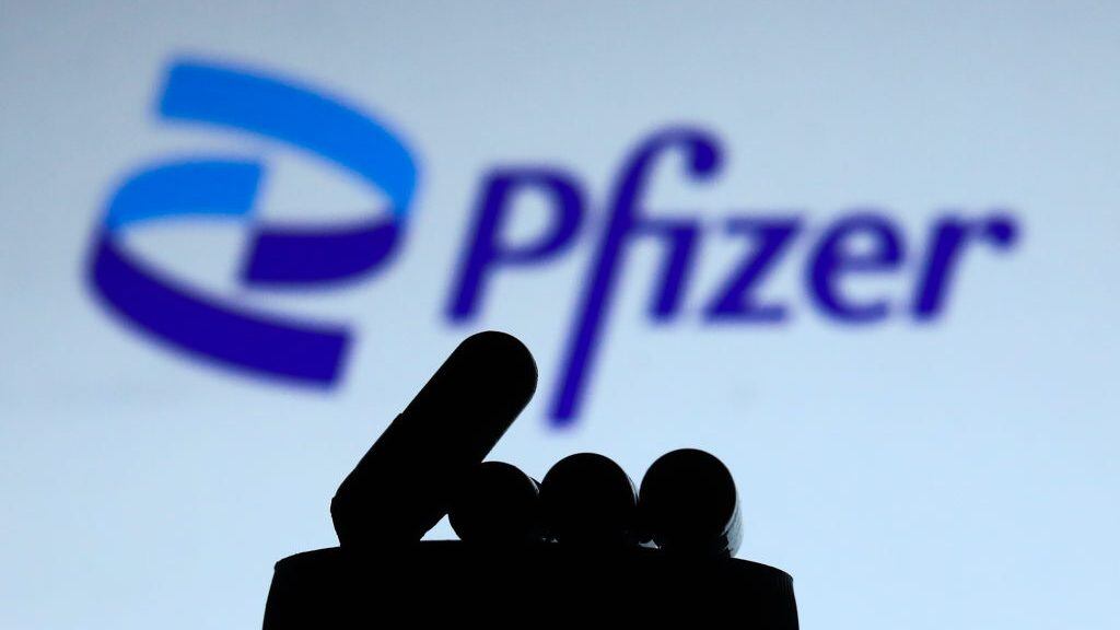 La FDA autorizó uso de emergencia de píldora de Pfizer contra el covid-19