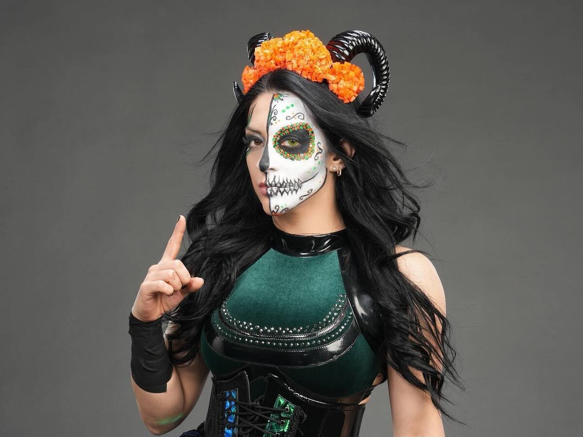 A un paso de la gloria: luchadora chilena Stephanie Vaquer se convierte en la retadora Nº 1 de importante campeonato de WWE