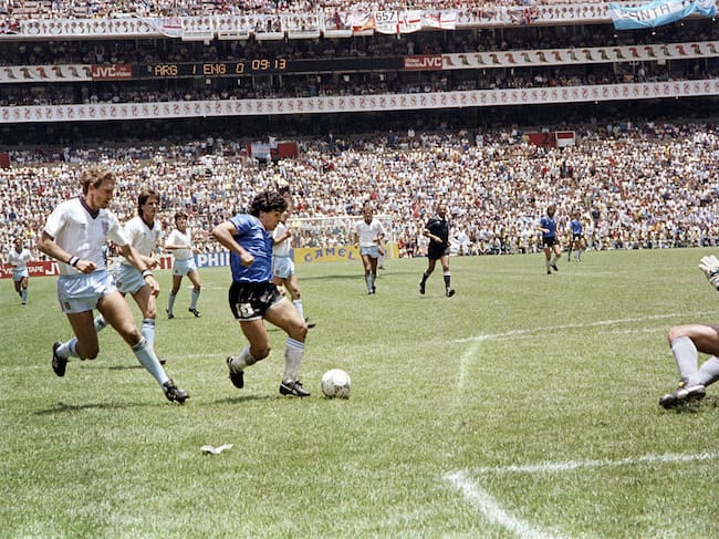 Diego Armando Maradona contra Inglaterra en el Mundial de 1986