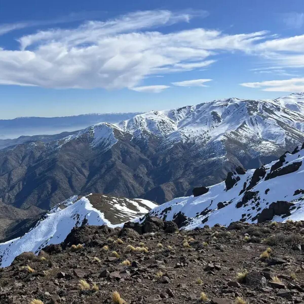 Hombre muere mientras realizaba trekking en cerro Canoitas, Lo Barnechea