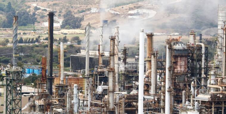 Fenatrasub dispara contra ENAP en medio de la paralización