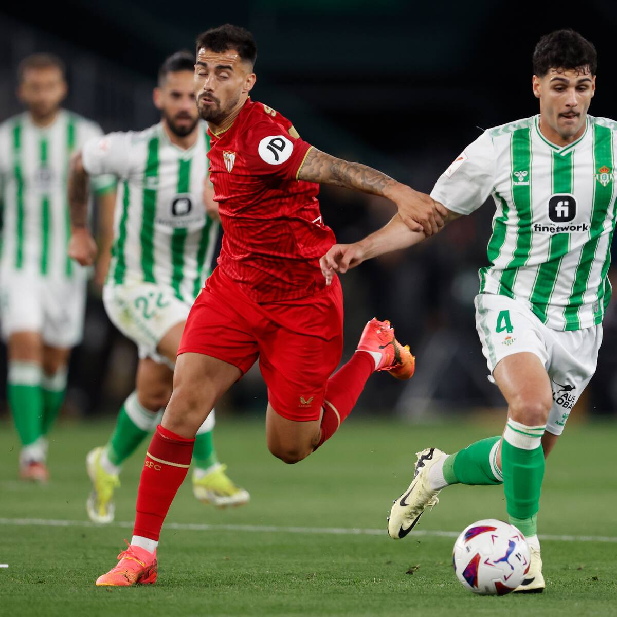 Perdió dos puntos: Real Betis terminó cediendo un empate ante el Sevilla en el clásico de la ciudad