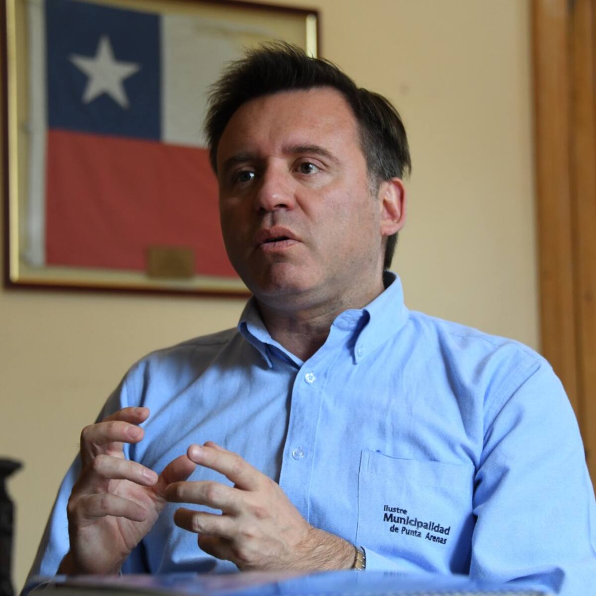 “Chile tiene que redoblar los esfuerzos”: alcalde de Punta Arenas pide reforzar presencia del Estado en la zona tras polémica con Argentina
