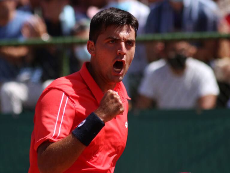 Tomás Barrios sacó a relucir su jerarquía ante el brasileño Pucinelli de Almeida y se metió de lleno en las semis del Challenger de Concepción