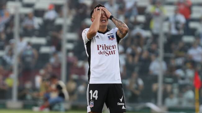 Cristián Zavala afronta su inminente salida de Colo Colo: "Uno lo que más quiere es jugar"