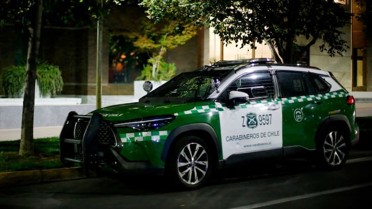 Violento abordazo en Las Condes: intimidan con armas a madre y su hija de 14 años