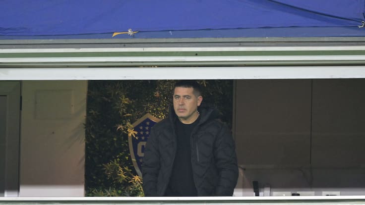 Derrota ante la UC desata un terremoto en Boca: la drástica decisión de Riquelme que remece al club