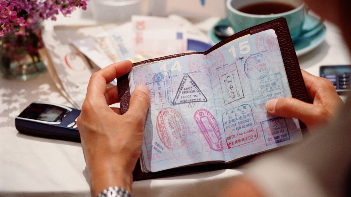 Working Holiday: conoce los 5 países con más cupos para los chilenos, cómo postular y cuáles son los sueldos