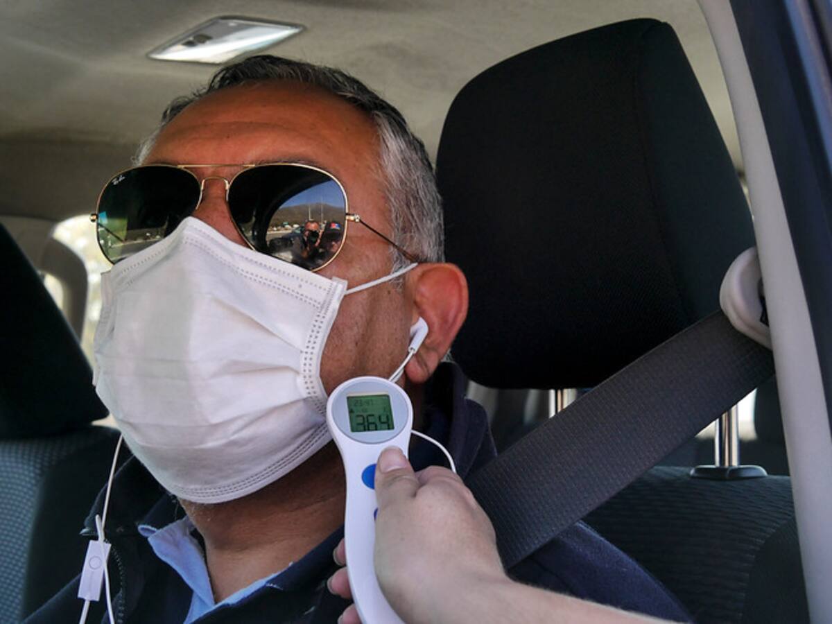 Presidente de Sociedad Chilena de Oftalmología explicó vinculación de los ojos con el coronavirus