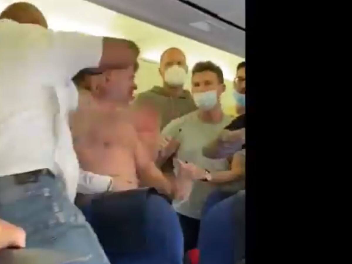 Pelea a golpes en un vuelo en Europa por dos pasajeros ebrios que querían viajar sin mascarilla