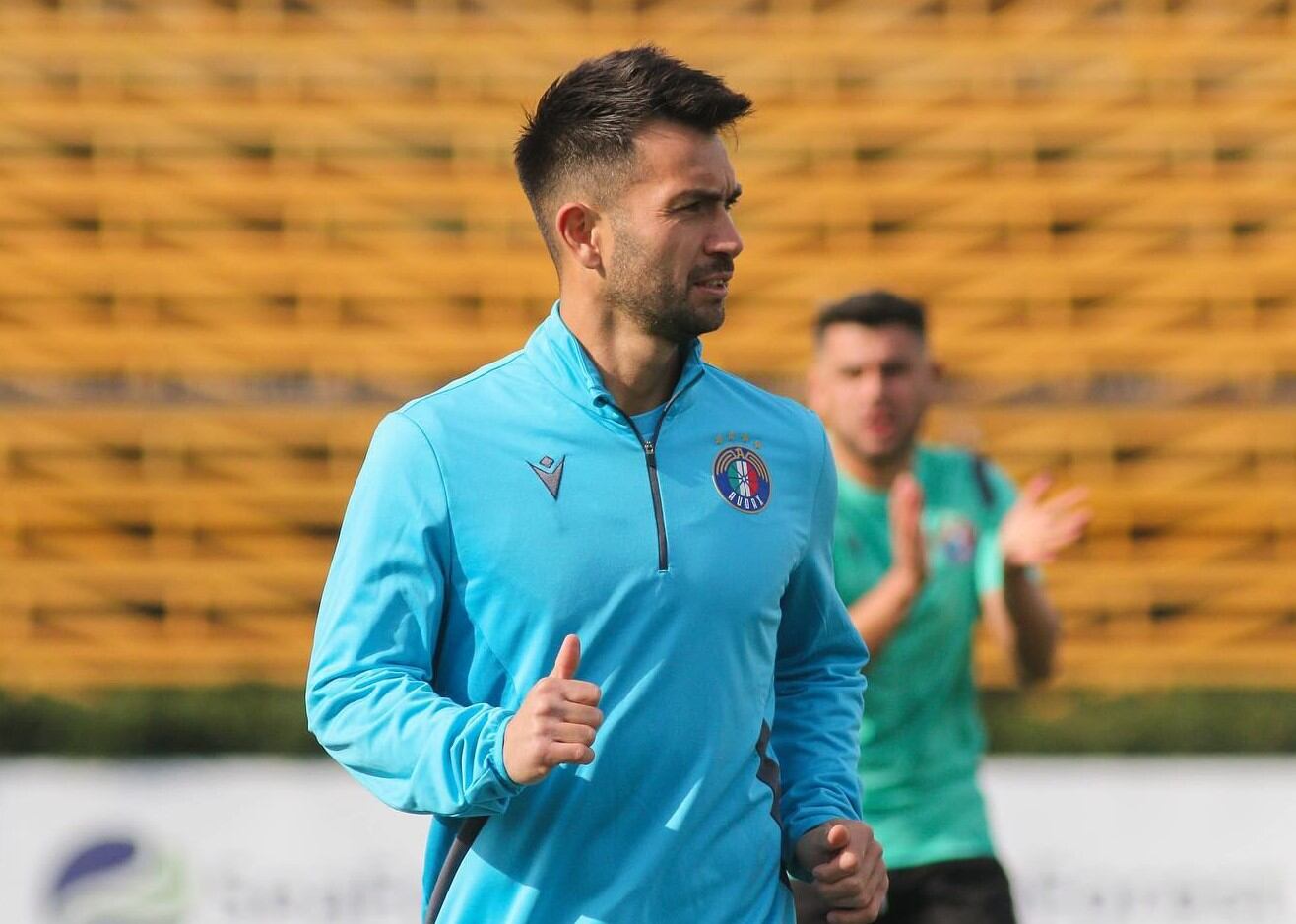 "Pude volver y retirarme con los colores de mis amores": Carlos Villanueva confirma el fin de su carrera futbolística | Instagram