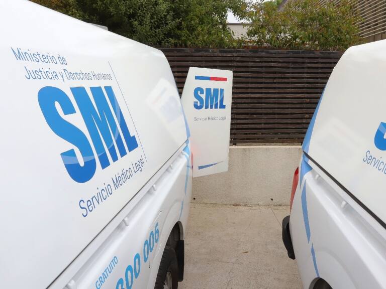 Servicio Médico Legal trabaja para identificar cuerpo encontrado en un contenedor de basura en la comuna de Recoleta