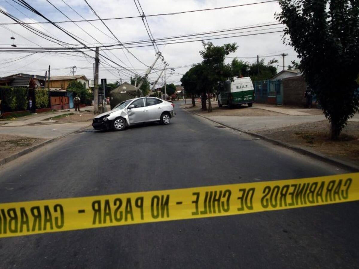 Dos adolescentes fueron detenidas tras sustraer un vehículo en Conchalí
