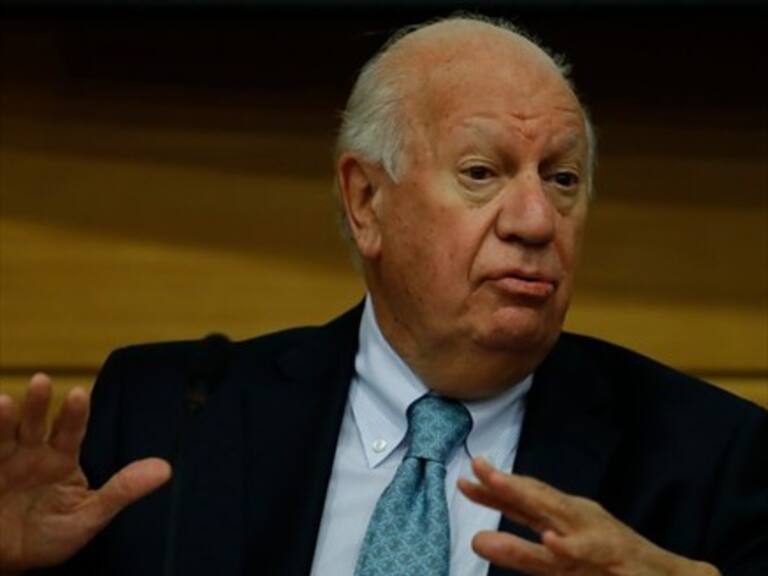 «¿Dónde estarían estos jóvenes?»: La respuesta de Lagos a las críticas al CAE