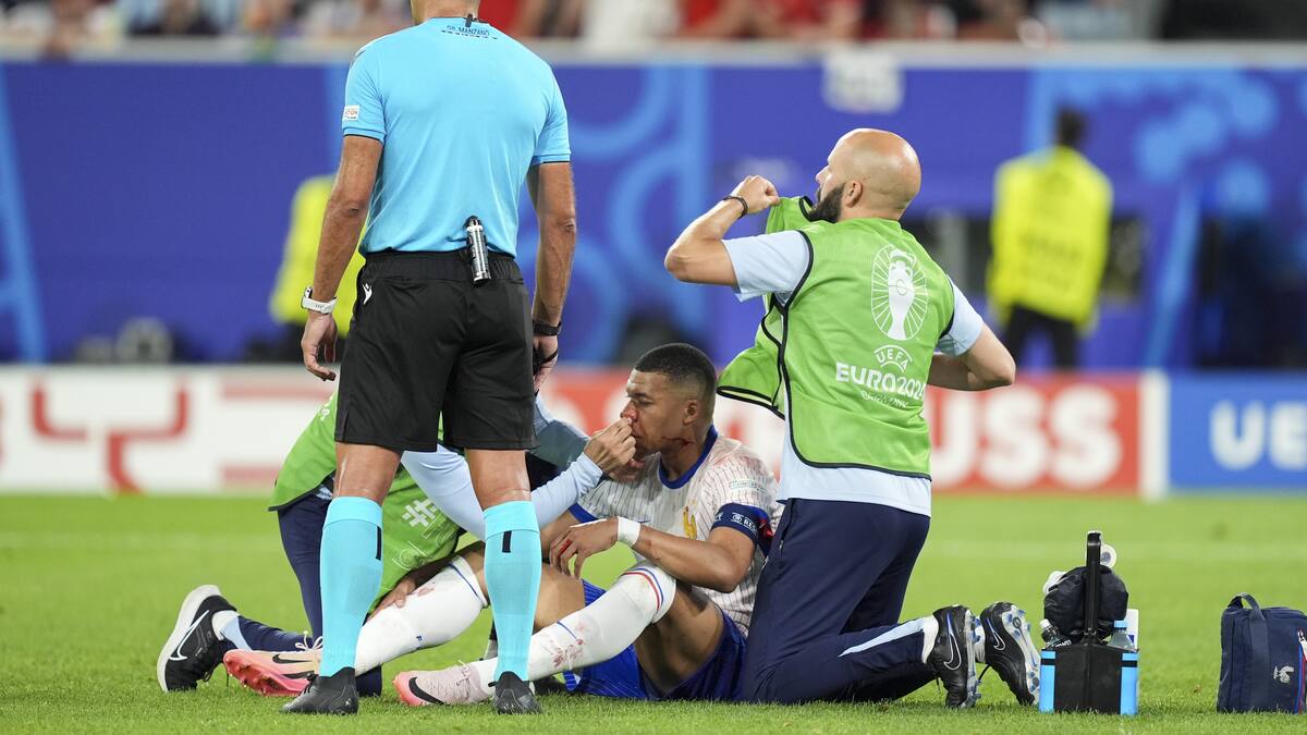 Durísimo diagnóstico: los partidos que se perderá Kylian Mbappé tras grave lesión ante Austria