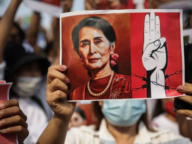 Manifestación por la liberación de Aung San Suu Kyi