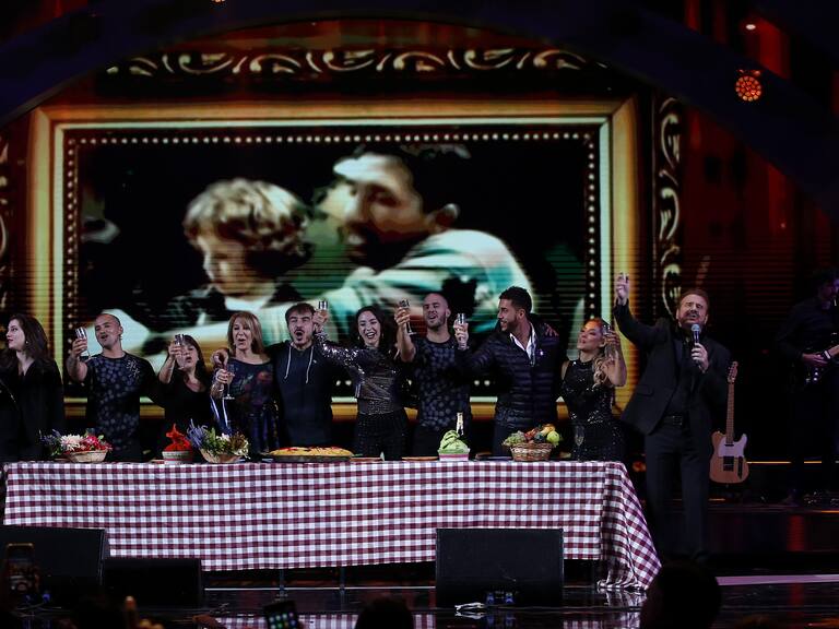 25 de Febrero de 2020/VIÑA DEL MAREl dúo musical argentino Pimpinela durante la tercera noche del Festival de Viña del Mar 2020 realizado en la Quinta Vergara
FOTO:FRANCISCO LONGA/AGENCIAUNO