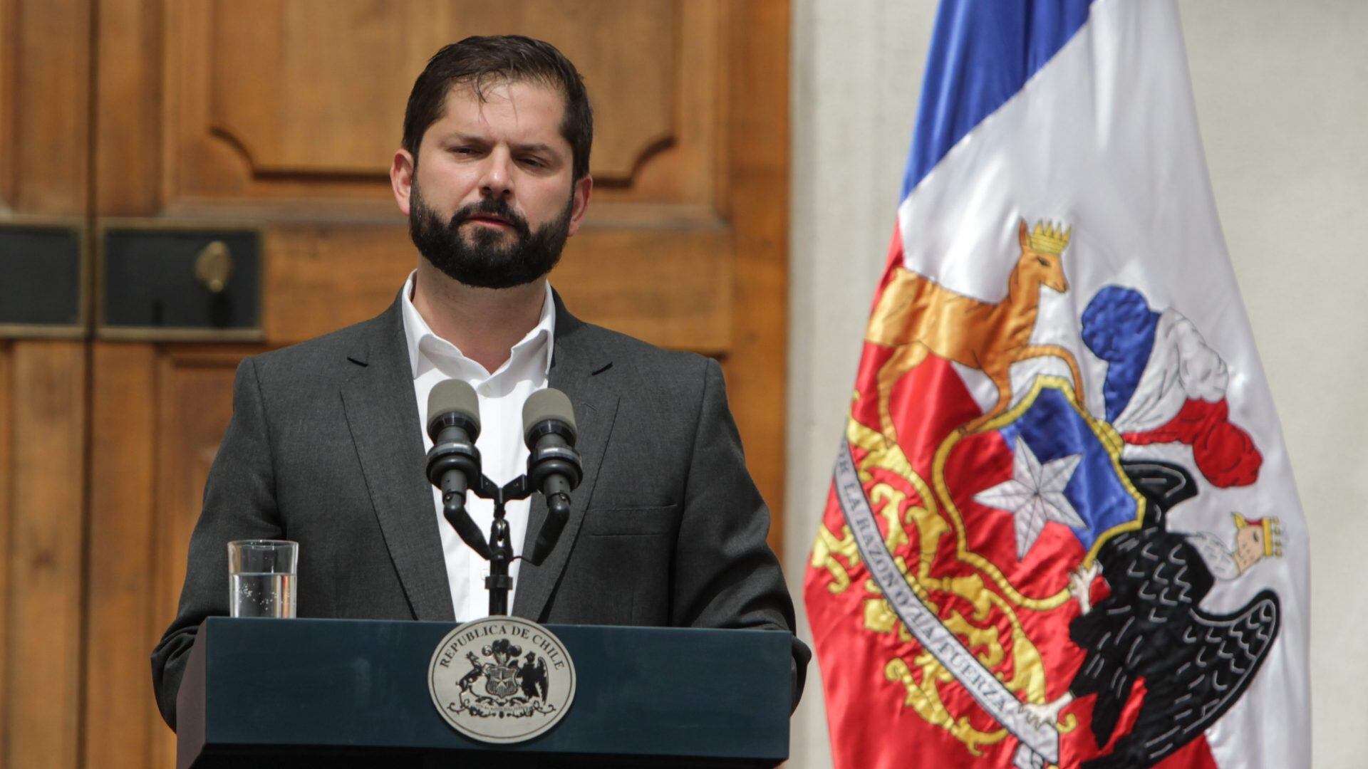 07 DE ENERO 2023/SANTIAGOEl presidente de la republica, Gabriel Boric, anuncia mediante punto de prensa que ha aceptado la renuncia de la Ministra de Justicia y DDHH, Marcela Rios. 
FOTO:LUKAS SOLIS/AGENCIAUNO