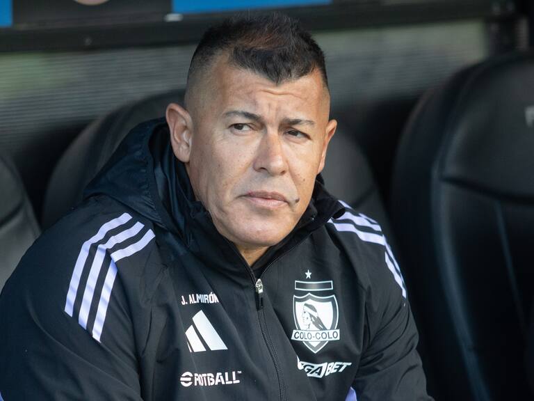 Jorge Almirón sorprende y anticipa la posible venta de Lucas Cepeda al extranjero: “Seguramente a Colo Colo le va a entrar un buen dinero”