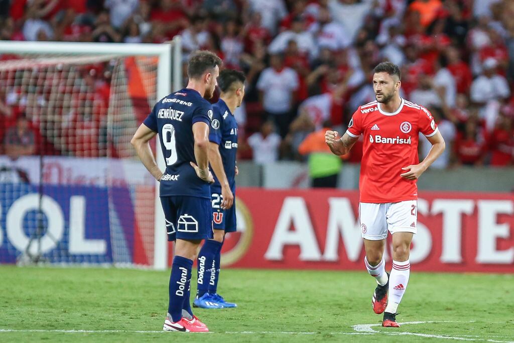 Gabriel Boschilia celebra su gol ante la U