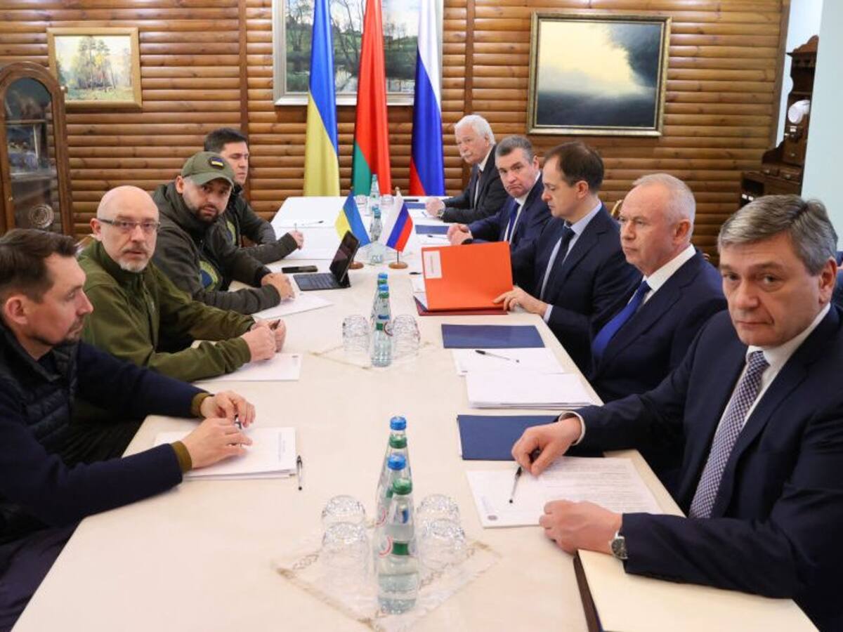 Rusia y Ucrania difieren en las conclusiones de la tercera jornada de conversaciones