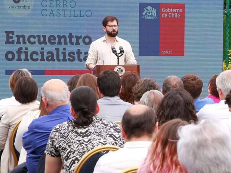 Presidente Boric desde Cerro Castillo: “Es difícil ser oficialista y valoro cuando somos capaces de salir de la pelea chica”