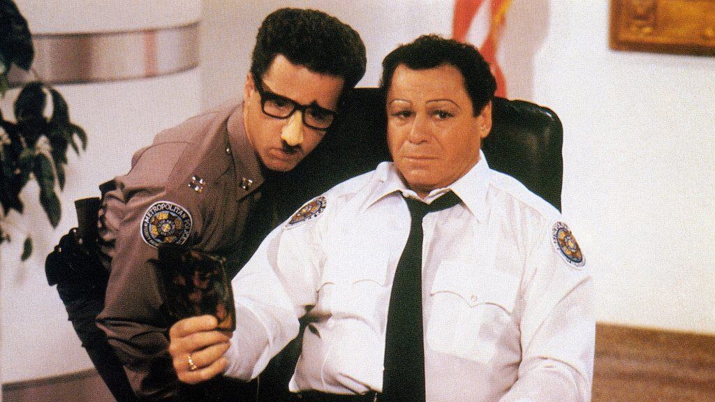 Art Metrano, actor de "Locademia de Policía", murió a los 84 años